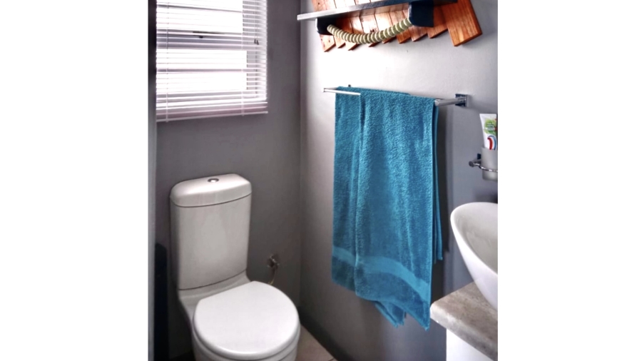 3 Bedroom Property for Sale in Dwarskersbos Western Cape
